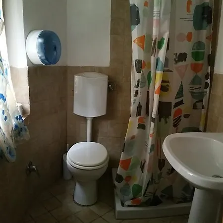 بيت ضيافة Le Rocche *